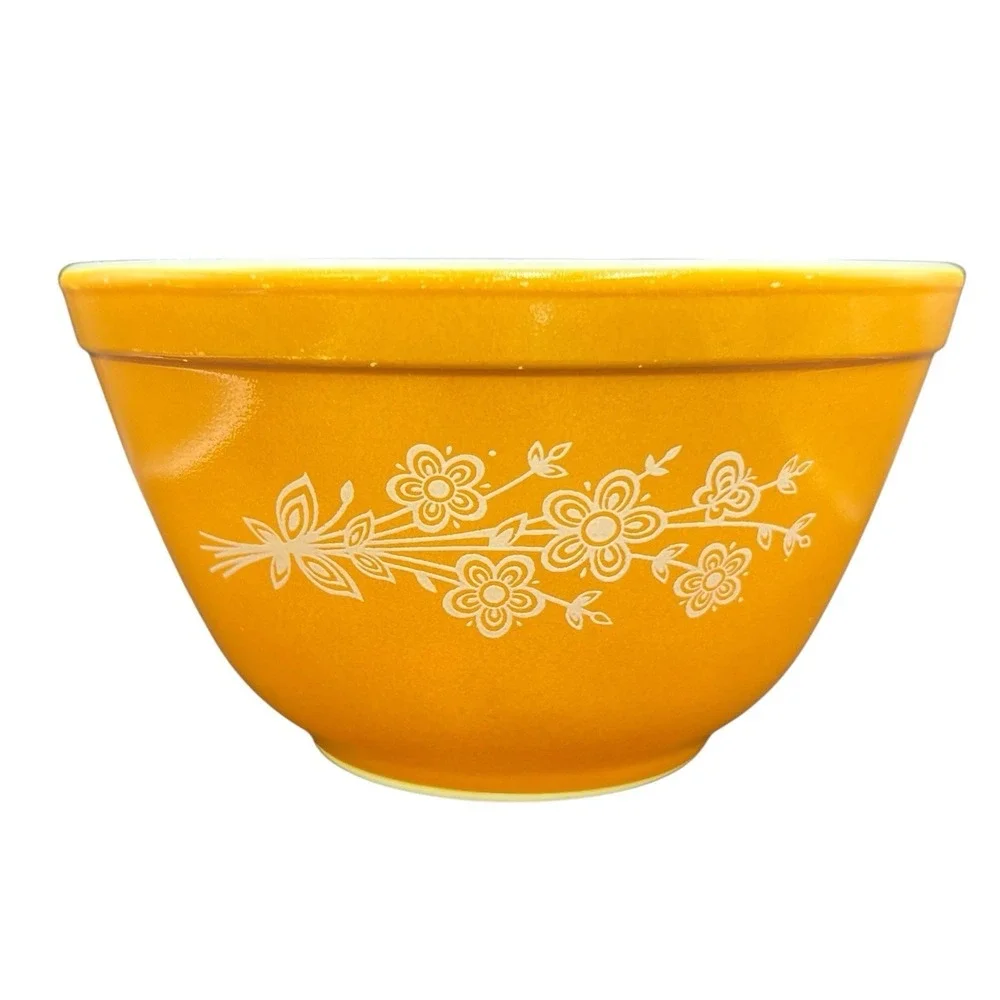 Vintage Pyrex 401 Butterfly Gold 750mL 3 Cup Mixing Nesting Bowl White Floral